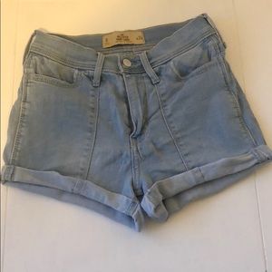 Hollister short-short high rise 2” inseam